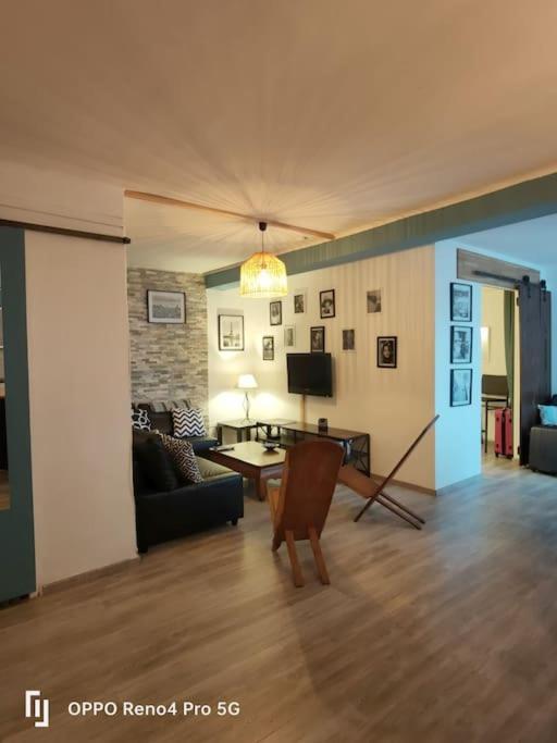 Grand T2 Esprit Loft Coeur De Ville Sete Exterior photo
