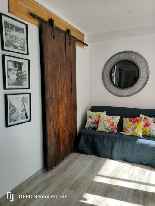 Grand T2 Esprit Loft Coeur De Ville Sete Exterior photo